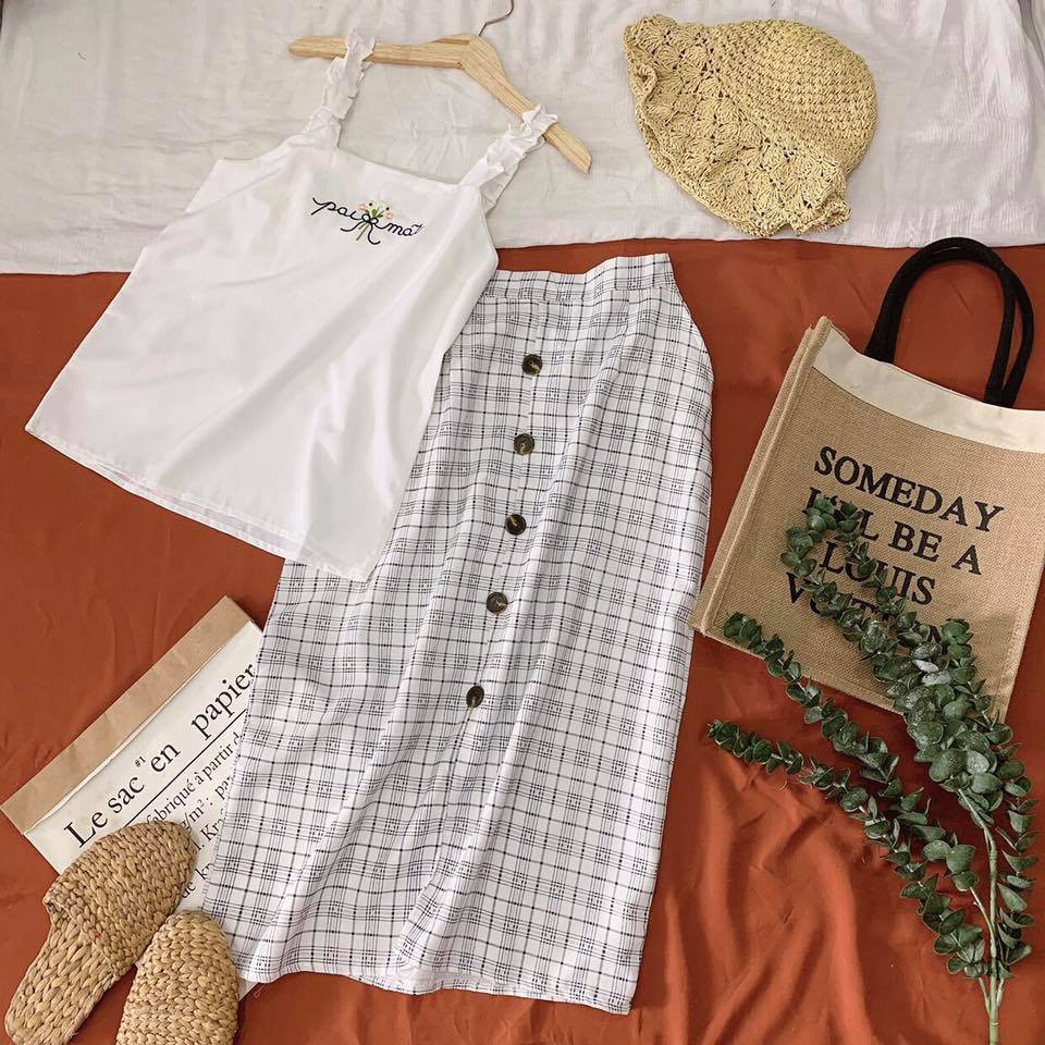 Set áo 2s thêu chữ chân váy kẻ