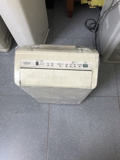 Máy lọc không khí sharp