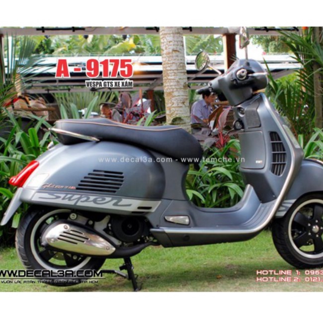 Tem Vespa GTS Super