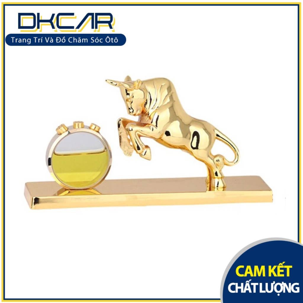 Tượng Nước Hoa Trâu Vàng Trang Trí Trên Mặt Taplo Xe Hơi, Tinh Dầu Nước Hoa Đi Kèm Còn Có Mùi Hương Dễ Chịu