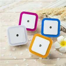 Đèn ngủ Có Led Cảm Biến Ánh Sáng Tự Động