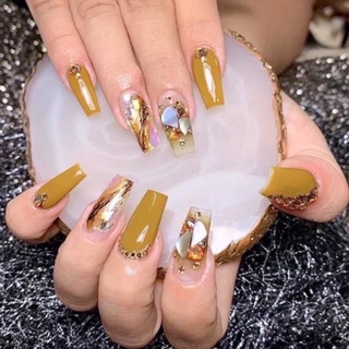 Sơn gel màu vàng cỏ úa