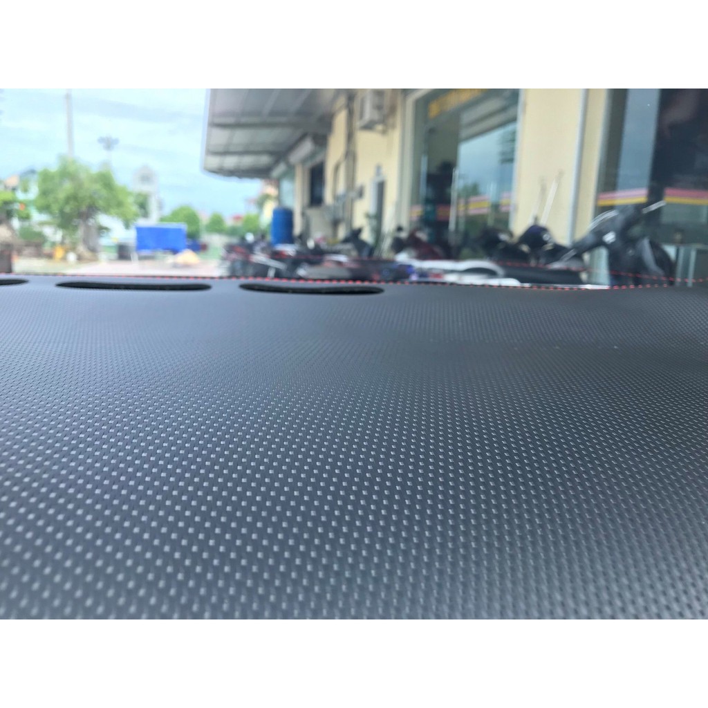 Thảm taplo da vân carbon cao cấp xe KIA Morning (2008-2011); (2012-2020); (2021-2022)
