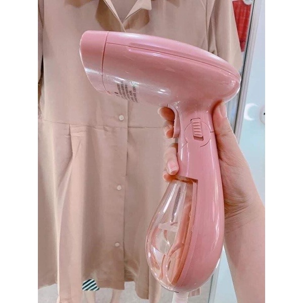 BÀN ỦI HƠI NƯỚC CẦM TAY