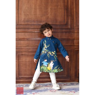 Áo dài cho bé trai vẽ hai em bé cánh đồng, áo dài cách tân đẹp cho bé trai