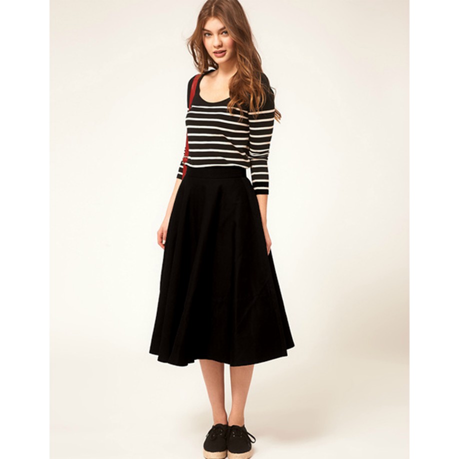 Chân váy xòe dài đến đầu gối | BigBuy360 - bigbuy360.vn