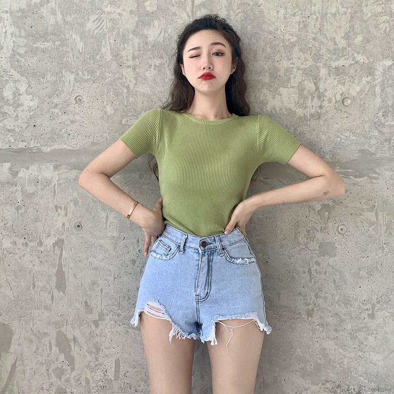 Áo dệt kim dáng ôm tay ngắn cổ tròn gợi cảm phong cách Hàn cho nữ | BigBuy360 - bigbuy360.vn