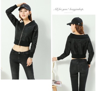 ÁO KHOÁC GIÓ NỮ FORM RỘNG CROPTOP