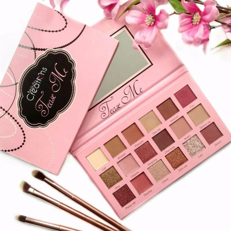 Bảng phấn mắt 18 màu BEAUTY CREATIONS TEASE ME hỗ trợ trang điểm tiện dụng