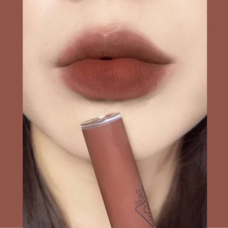 Son 3CE Bitter hour thuộc phiên bản Velvet lip tint (Màu đỏ nâu)