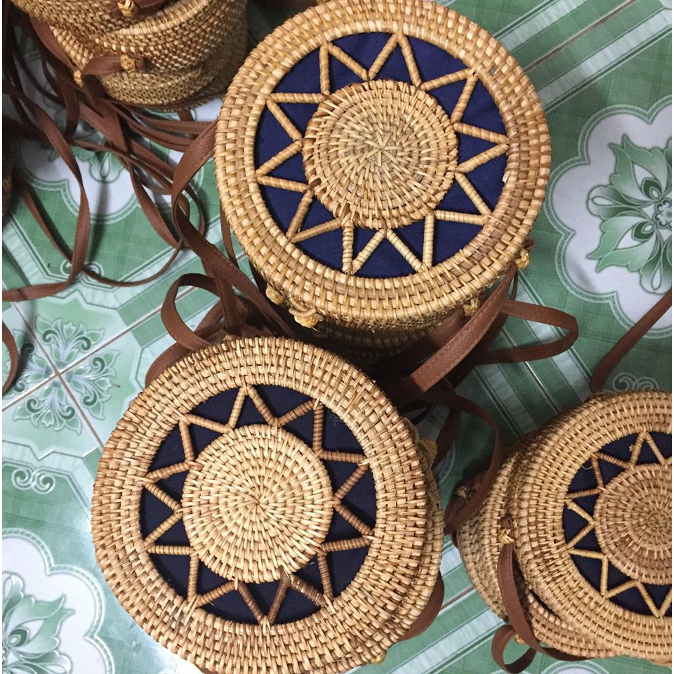 Túi Mây Tre Đan , Mặt Hoa Nhiều Loại , Kích Thước 20x8cm