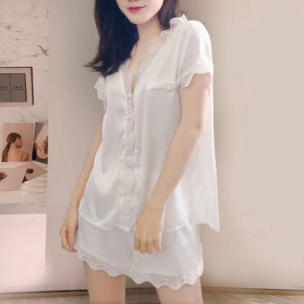 Bộ Đồ Ngủ Hai Mảnh Bằng Lụa Lạnh Phối Ren Dễ Thương Phong Cách Hàn Quốc Cho Nữ