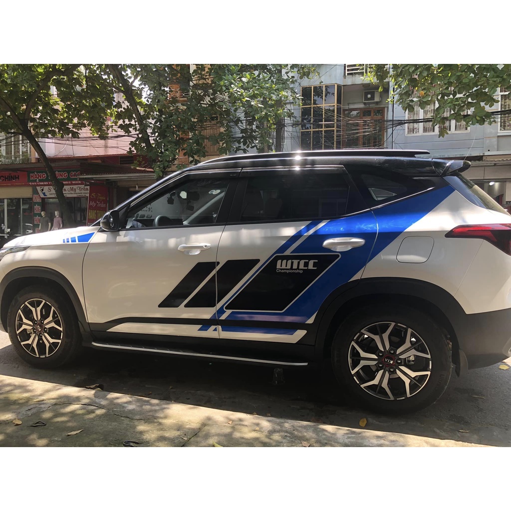 Decal dán sườn xe Kia Seltos_ảnh thật khách dán