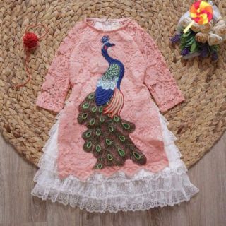 Vải Ren tầng.