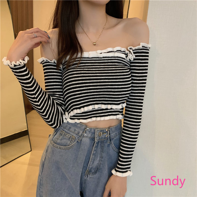 Áo crop top tay dài kiểu trễ vai cá tính phong cách Hàn Quốc
