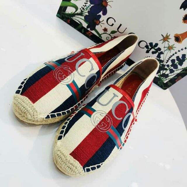 Giày slipon