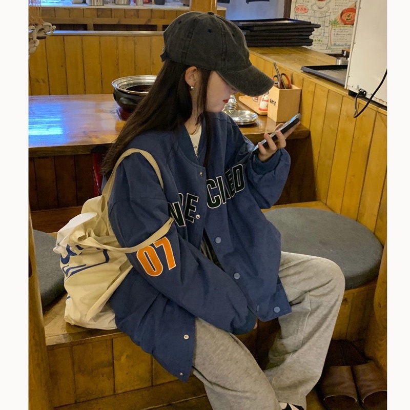 Áo khoác bomber jacket varsity nam nữ in chữ Unspec cực chất trần trám nhẹ