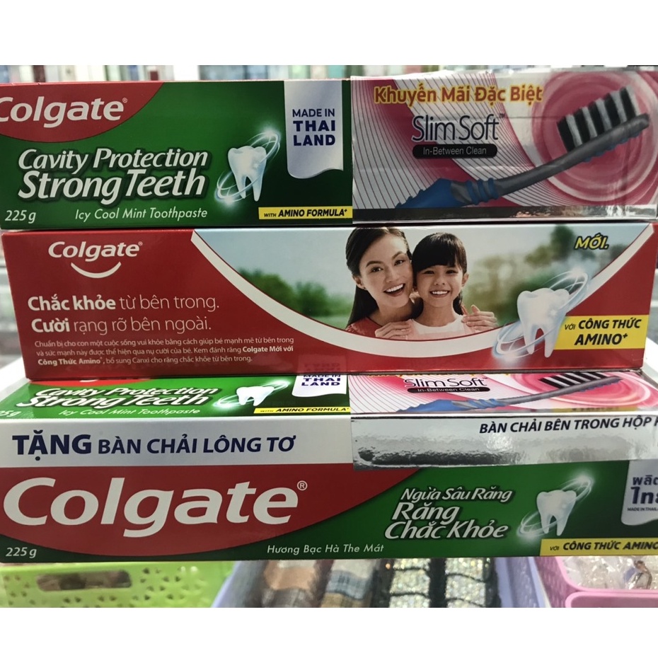 Kem đánh răng Colgate ngừa sâu răng chắc khoẻ 225g + tặng kèm bàn chải lông tơ