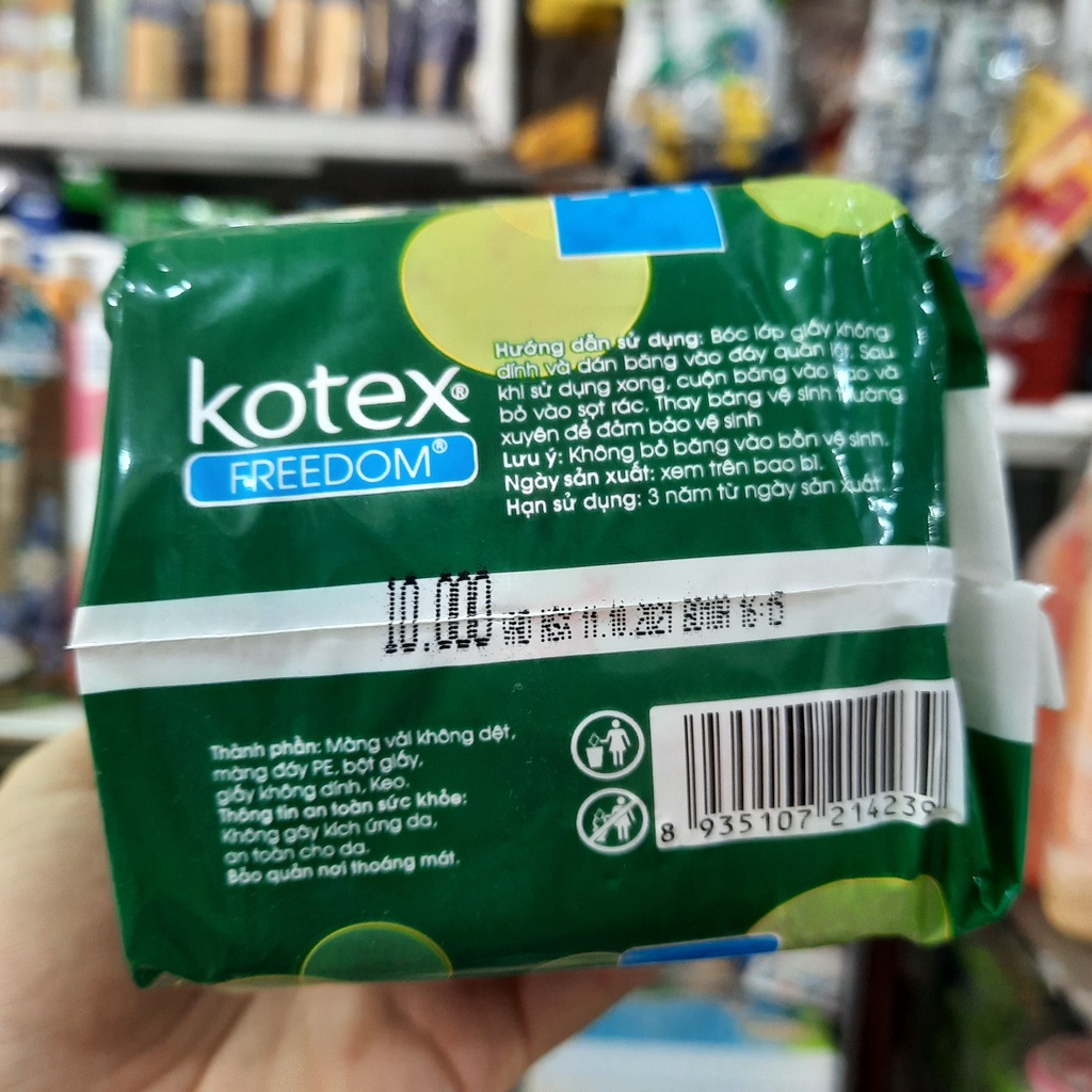 (Mặt bông)Băng vệ sinh Kotex Freedom dày cánh 8 miếng/gói