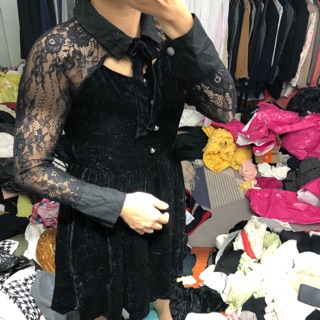 Váy ren thắt nơ