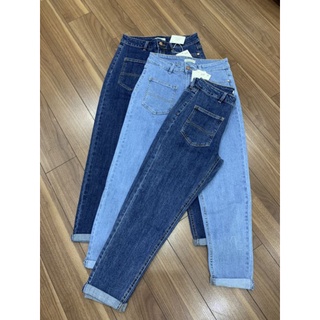 Quần jeans boyfriend