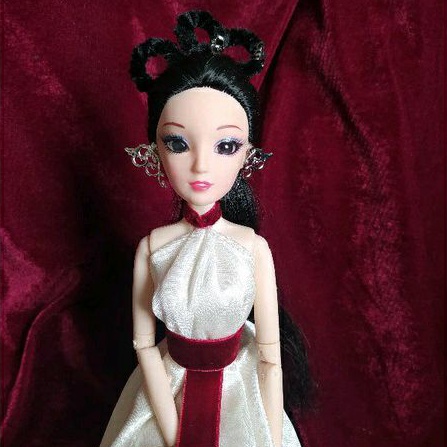 Bông tai búp bê  p16