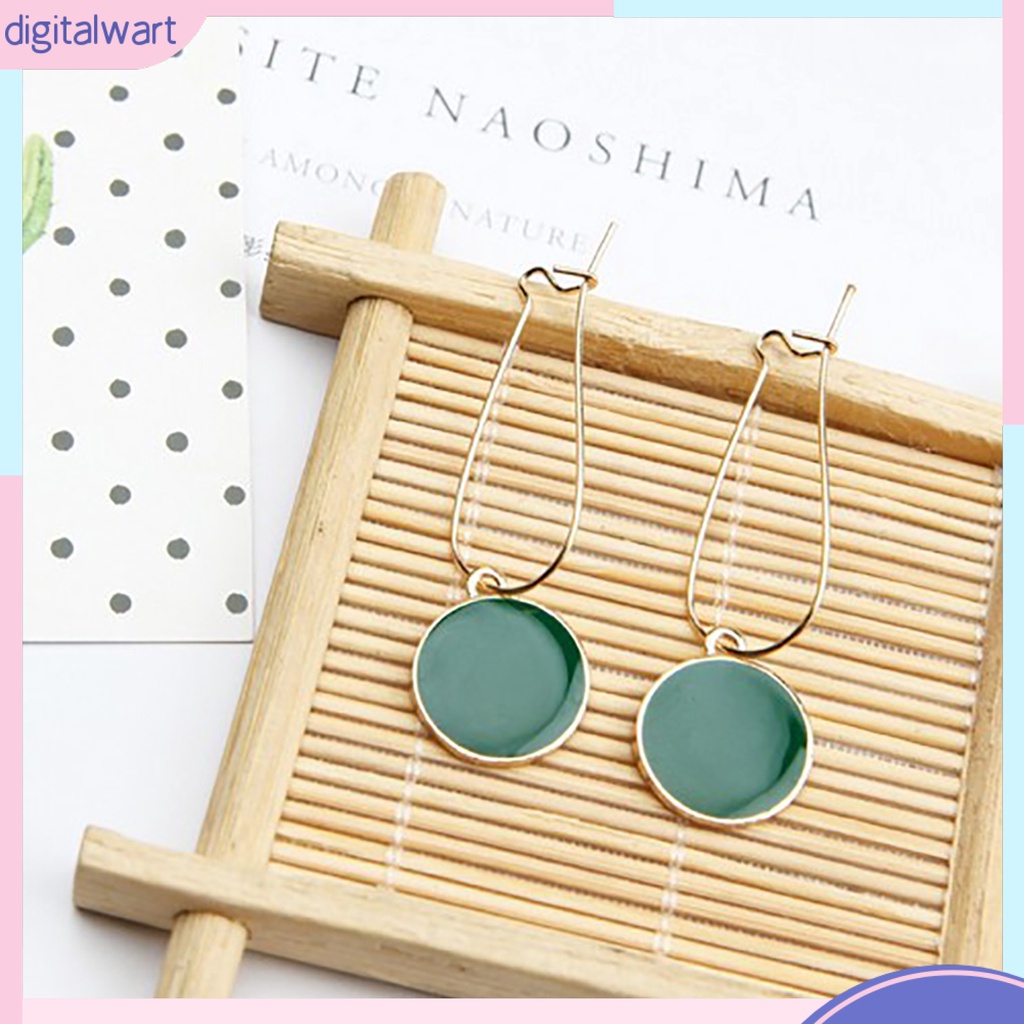 Đôi hoa tai phối mặt tròn thời trang