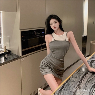 Đầm dây đeo