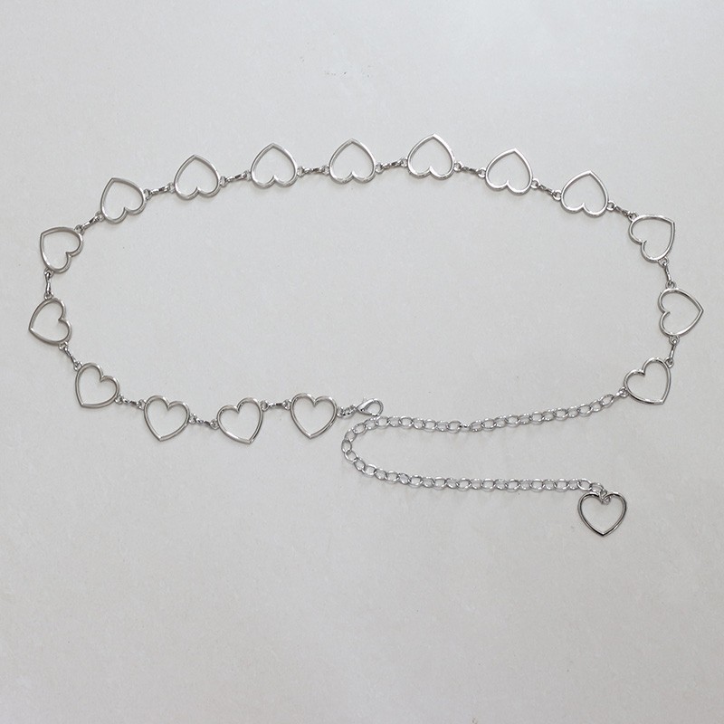 Vòng Cổ Kim Loại Gắn Mặt Trái Tim Độc Đáo Phong Cách Harajuku