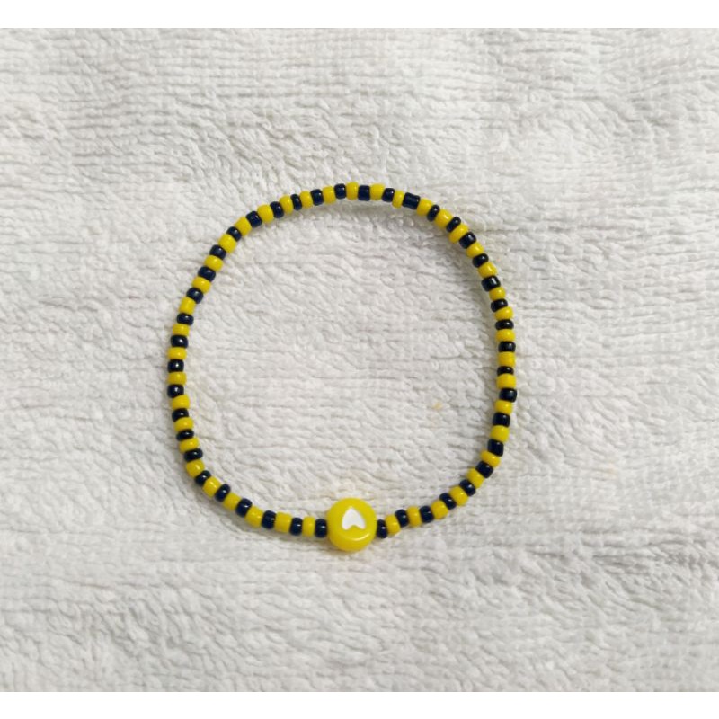 Vòng tay hạt cườm handmade mặt cười nhiều màu xinh xắn