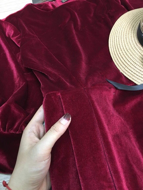 VÁY NHUNG TAY BỒNG