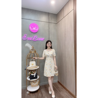 Váy Dáng A Cổ Vuông Cúc Gỗ Thô Lụa Cao Cấp