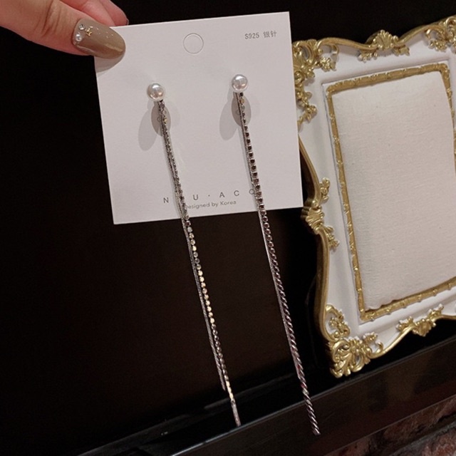 bông tai tua rua dài đính đá sang chảnh, khuyên tai đính đá phong cách hàn quốc