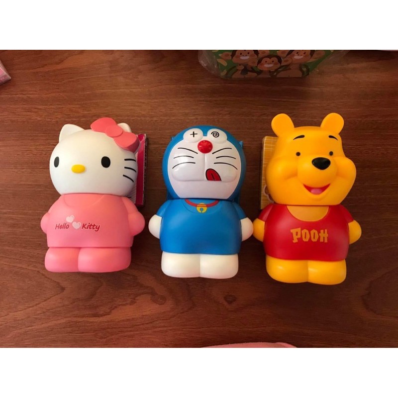 hộp tiết kiệm Kitty, Doremon, Gấu Pooh