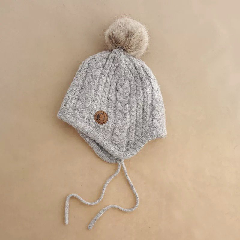 Mũ len quả bông buộc dây cho bé