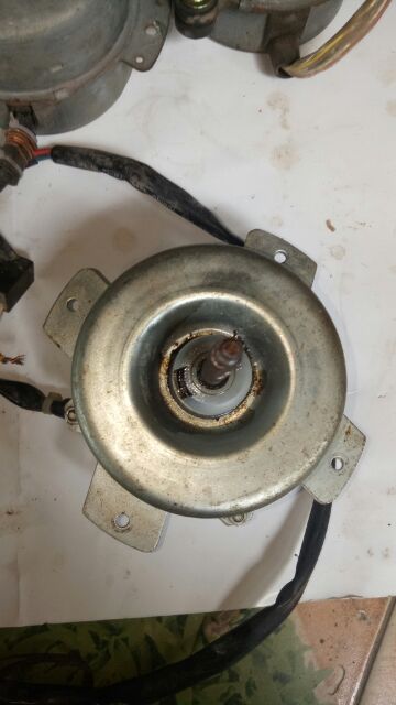 Mô tơ điều hoà tháo máy