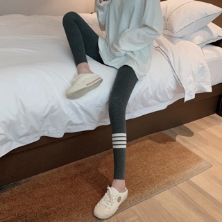 ( Ảnh Thât Có Săn )  Quần legging bó Thom Browne