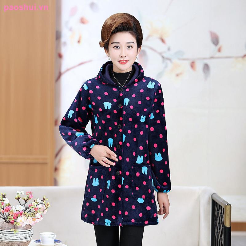 Middle-aged and elderly women s smocks, long-sleeved, loose, fashionable, large size mother s wear plus velvet thick coats, middle-aged men and velvet smocks