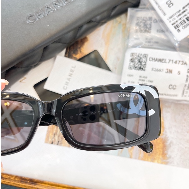 Kính Mát Vuông Mới CH71374A - 2022