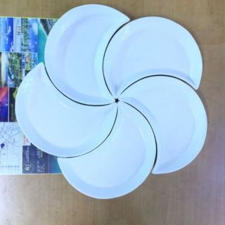 Bộ đĩa mặt trăng trắng tinh. Rộng 40cm. Hàng sứ Bát Tràng