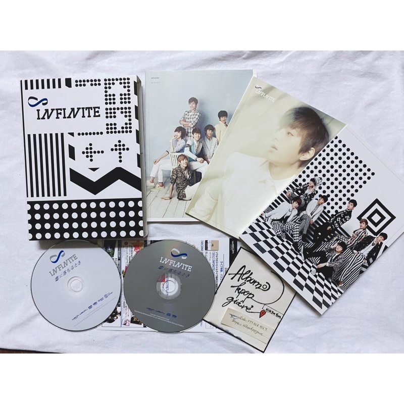 Infinite Album Nhật đã khui seal, đầy đủ đồ như hình. Gồm 2 Dvd Phôtbook và postcard.