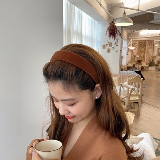 Cài Tóc Phong Cách Retro Dành Cho Nữ