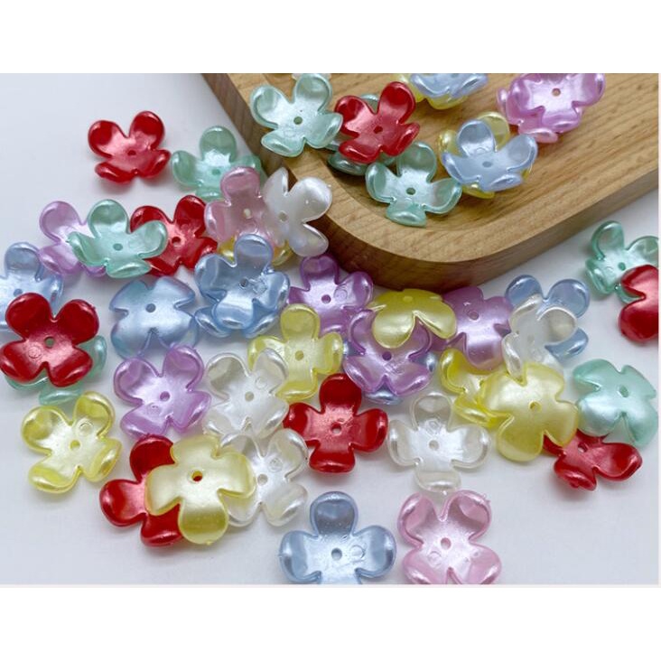 Bộ 50 Hạt Ngọc Trai Giả Hình Hoa Bằng acrylic Dùng Làm Vòng Tay / Vòng cổ / Trang Sức Thủ Công y1715