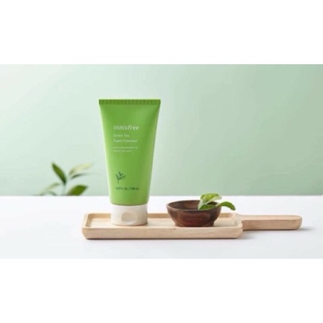 Sữa rửa mặt trà xanh Green Tea Cleansing Foam Innisfree phiên bản mới 2021