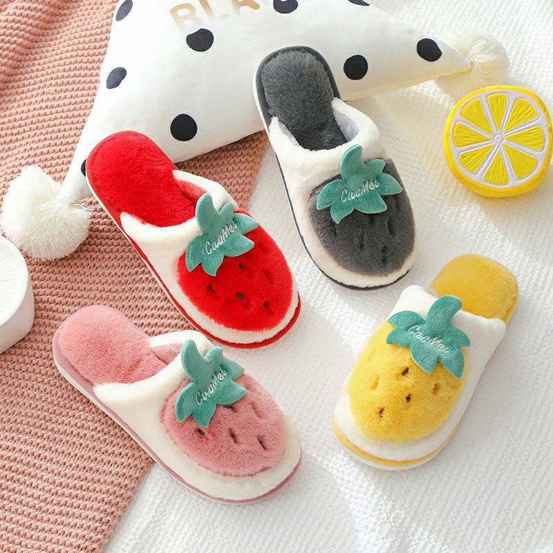 Dép bông đi trong nhà hình dâu