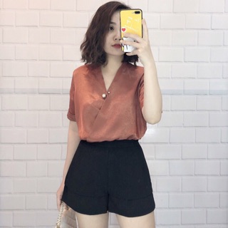 Áo sơ mi vạt chéo ngăn tay lụa tuyết