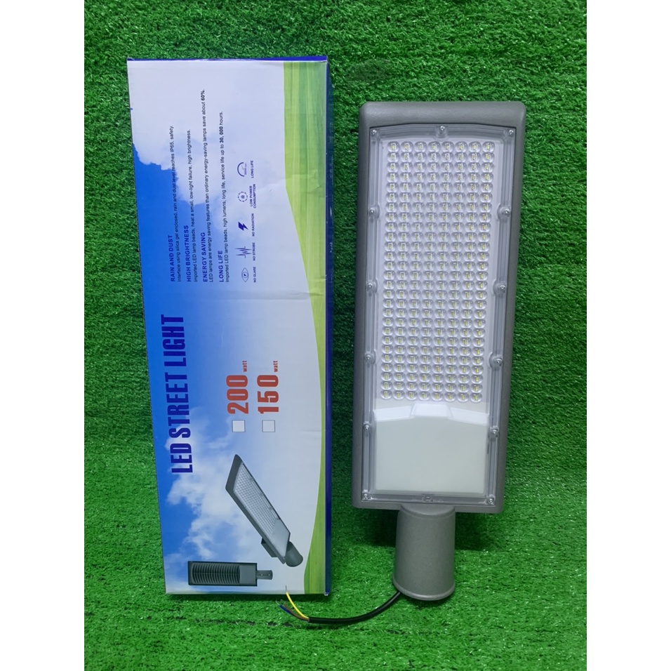 Đèn đường SMD siêu sáng 100W-200W-300W dùng điện 220v. Bảo hành 12 tháng