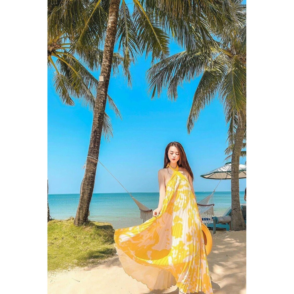 Đầm maxi họa tiết cổ yếm dập ly hở lưng phong cách thời trang XUKA-DRESS MT051 chất Chiffon xinh đẹp sang chảnh