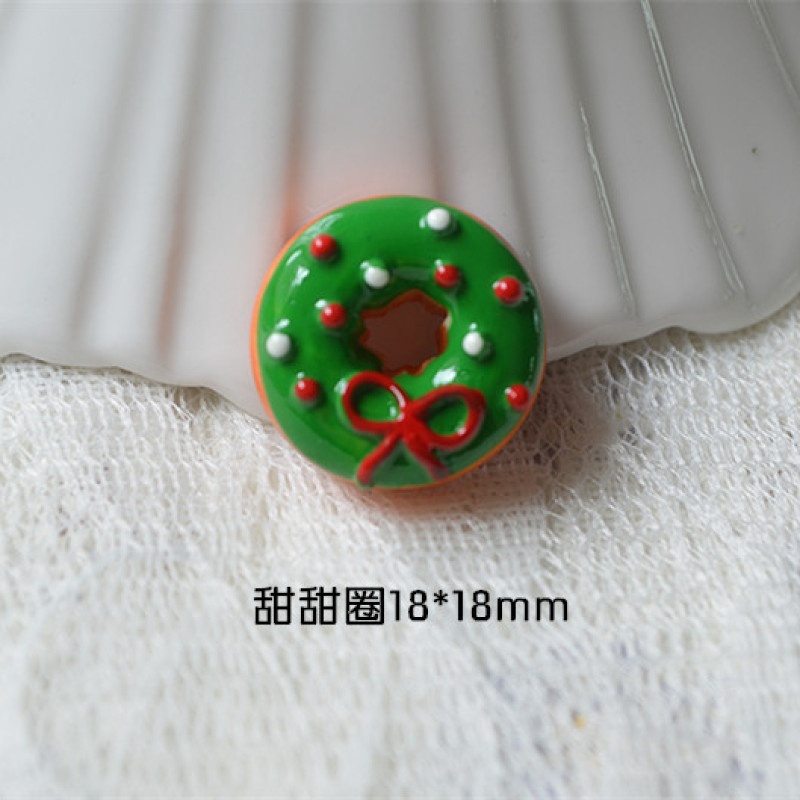 Set 10 mô hình cây thông noel bằng nhựa dùng để trang trí