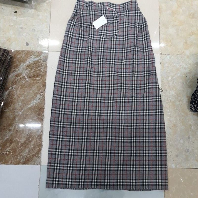 VÁY COTTON KẺ 1 LỚP CÓ CÚC BẤM CHỈNH EO LOẠI 1 CHỐNG NẮNG.